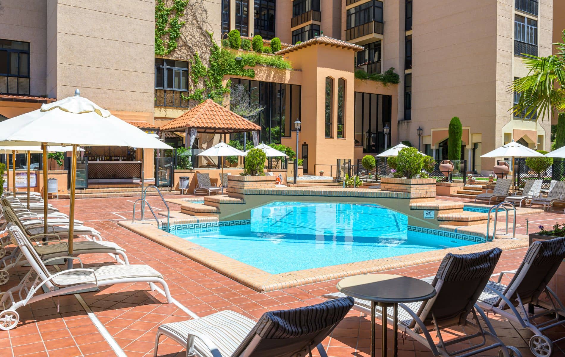Hotel Granada Saray